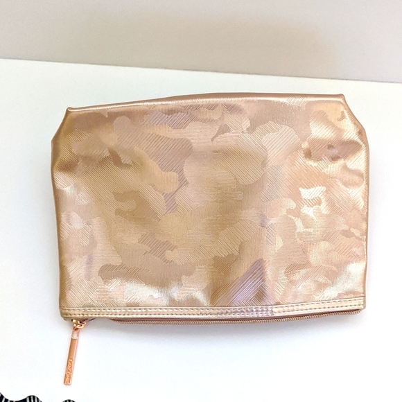 Lancôme LANCOME Rose Gold Metallic Camo Cosmetics Case Zippered Makeup Bag - Picture 2 of 6
